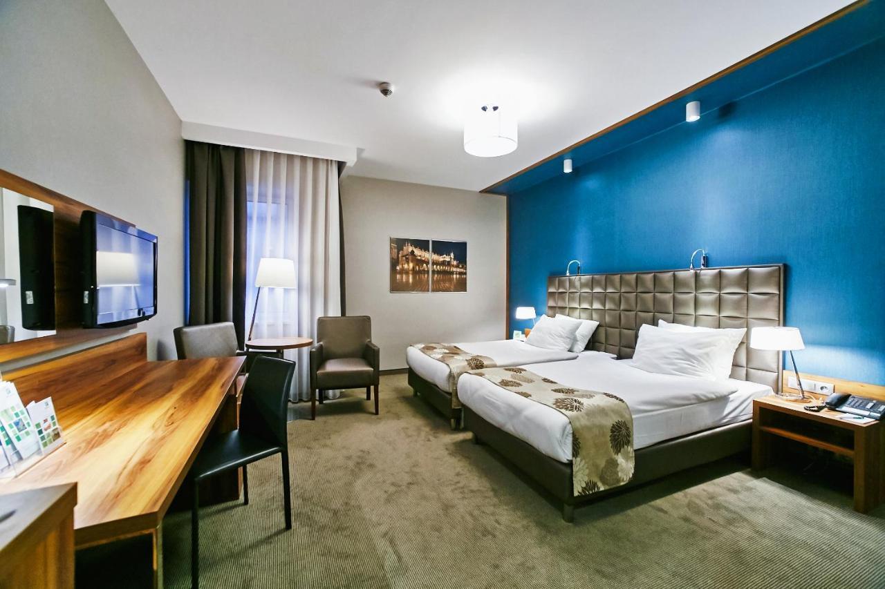 Standard Twin Room,1710015379:JPEG