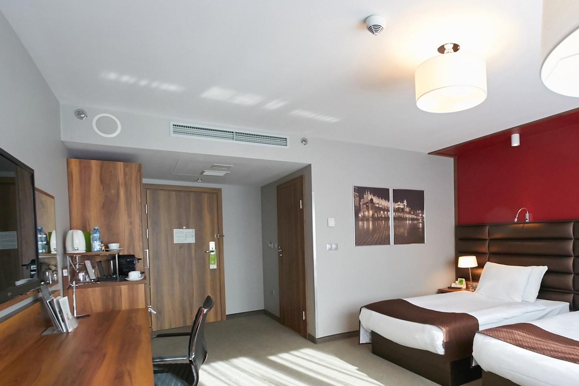 Premium Twin Room,1742596829:JPEG